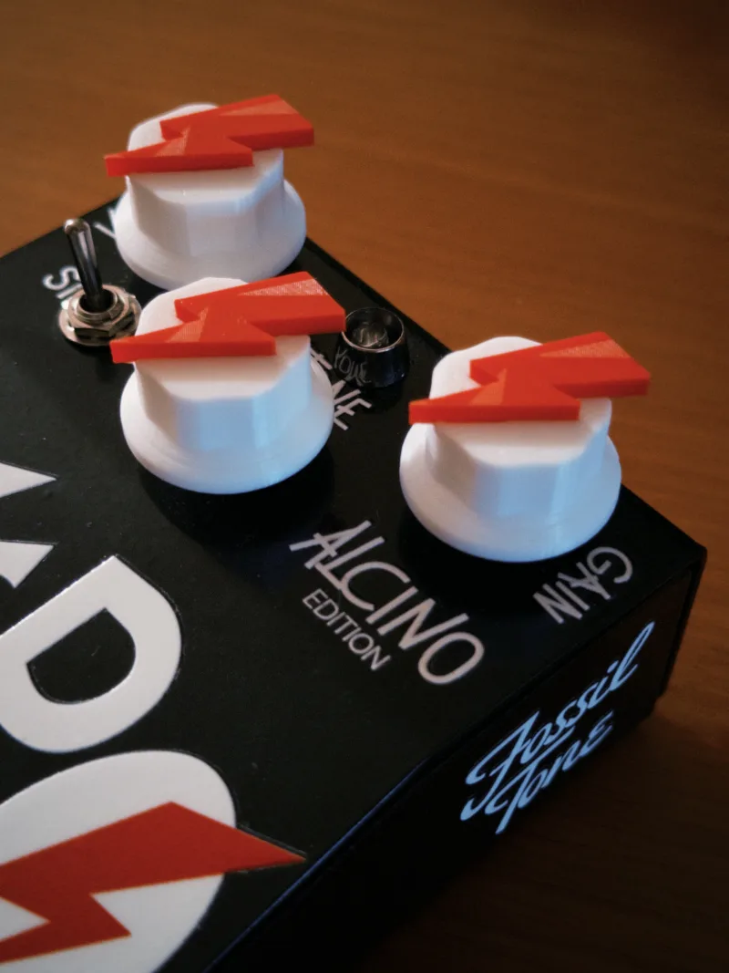 Pedal ZeRO Alcino Edition, da Fossil Tone.